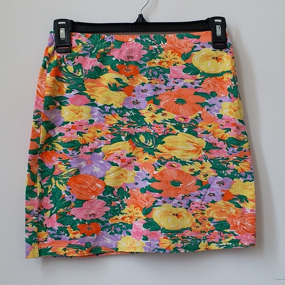 Topshop Dresses & Skirts - TOPSHOP Skirt Size 4 Mini Bodycon Stretch Tube